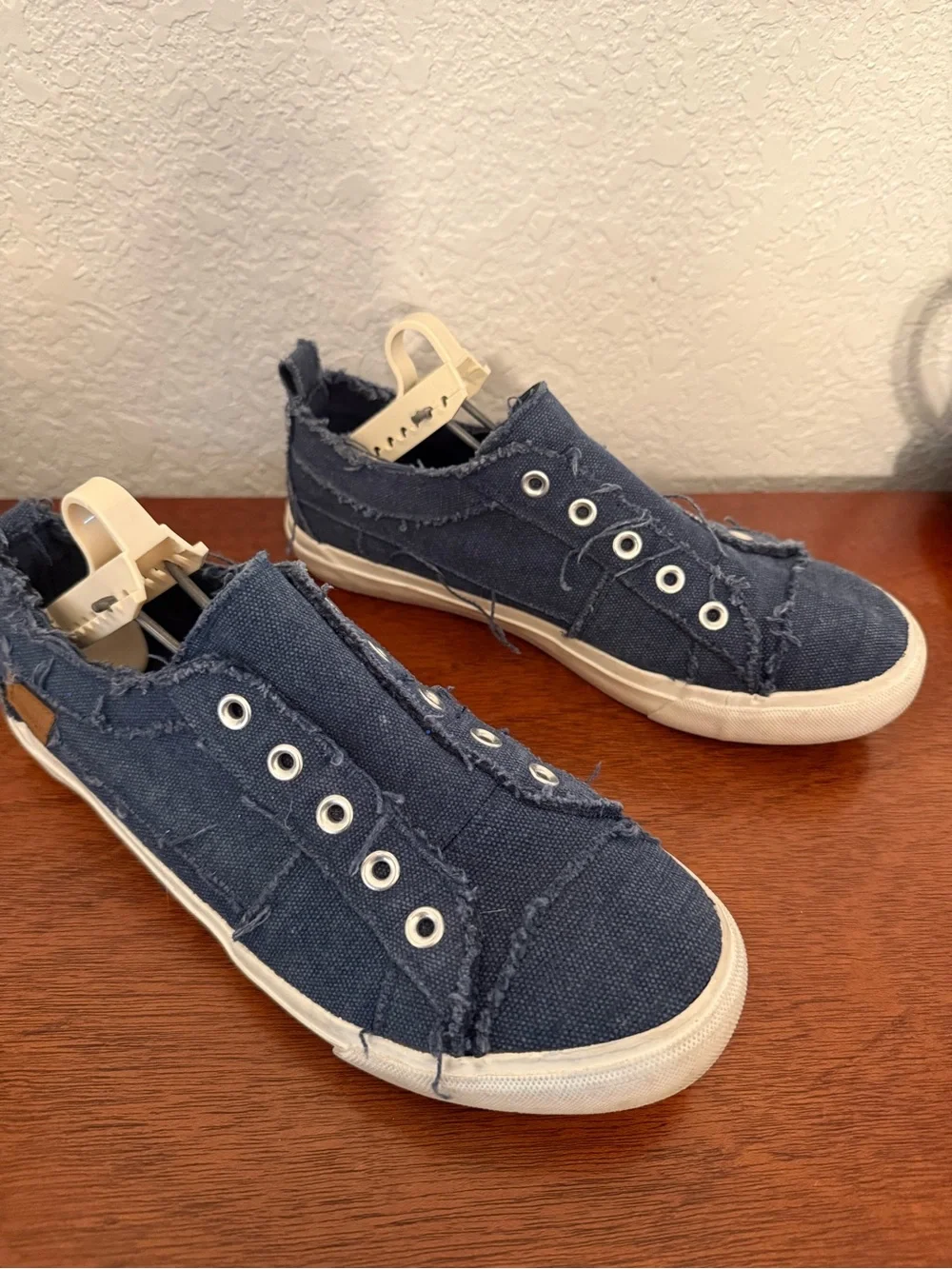 Corkys Woman’s Navy Frayed Canvas Slip-On Sneakers